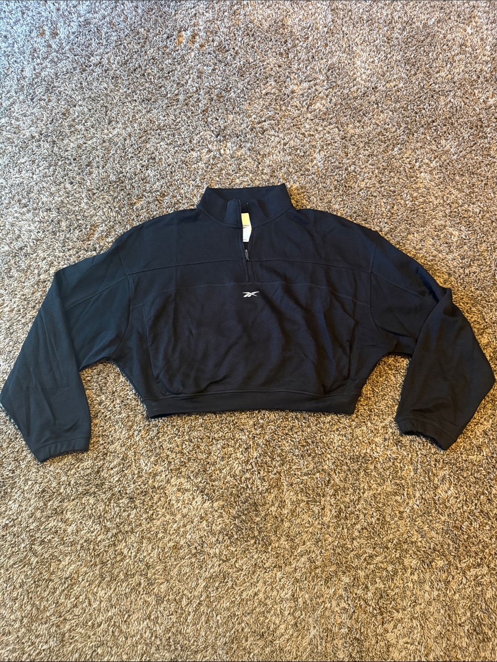 NWT! Reebok cropped quarter zip
